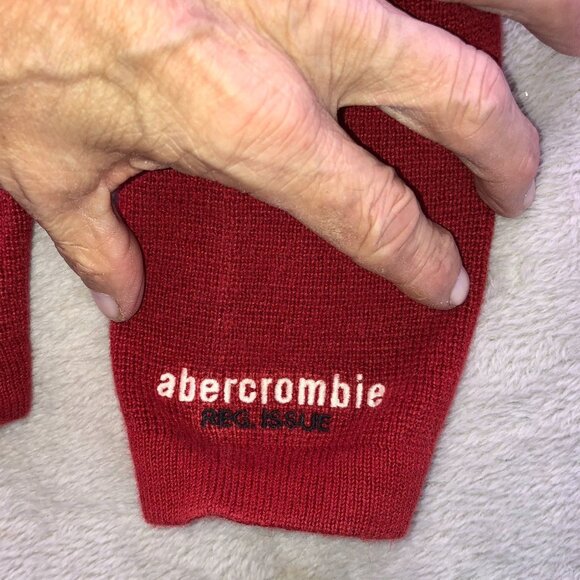 Abercrombie Mens Sweater Small Crew Neck Pullover Red Knit Striped Retro Casual - Picture 5 of 7